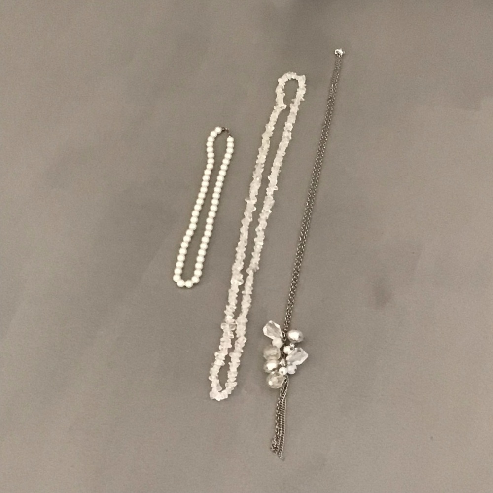 A Trio of White Necklaces! - Picture 8 of 12